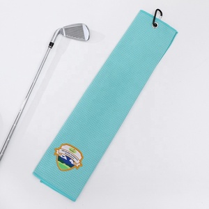 Toalla de Golf Cuadrada de Secado Rápido Personalizable al por Mayor con Logotipo Bordado, Microfibra Suave Tipo Waffle, Varios Colores Portátiles para Adultos, Deportes - Product Image 4
