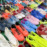 Chaussures de football d'occasion en gros S24 Ukay Factory, chaussures de football usagées avec des traces minimales d'usure, chaussures Ukay, chaussures de football