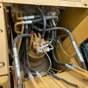 Excavatrice Caterpillar 320C d'occasion, puissante, modèle 2020, 138 CV, 21,0 tonnes, pour l'exploitation minière et les carrières, état d'origine japonaise - Product Image 3