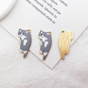 Pendientes colgantes pequeños de gota de aceite de gato de fabricante profesional colgante de gatito lindo colgante de moda para teléfono móvil dijes - Product Image 3