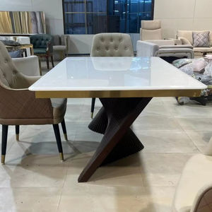 Mesa de Comedor Artesanal con Diseño de Onda - Product Image 1