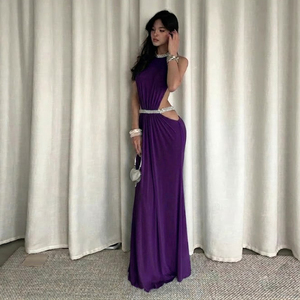 Robe longue décontractée pour femme, col montant, découpes, tricotée, dos nu, sans manches, couleur unie, pour les vacances - Product Image 3