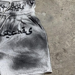 Ensemble survêtement personnalisé avec sweat à capuche zippé et short, short à taille double couche, effet délavé au soleil, sweat à capuche vintage - Product Image 2