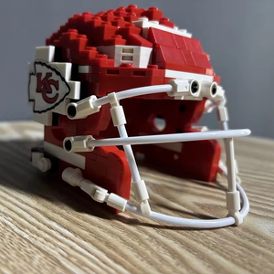 Jizai nuovo Design Custom blocchi Rugby casco rosso mattoncini Kansas capi città 3d calcio casco costruzione blocchi - Product Image 3