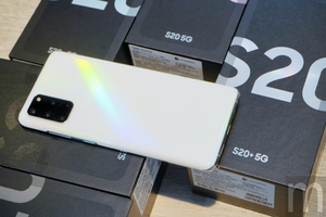 Telefoni Cellulari di Alta Gamma Importati dalla Cina, Smartphone di Marca a Prezzi Accessibili, Vendita all'Ingrosso S20+ - Product Image 1