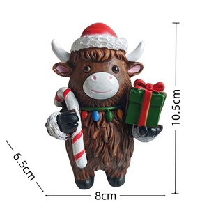 Adorables Adornos de Resina con Diseño de Vaca Highland, Hoja de Arce y Calabaza, Novedad en Artículos Decorativos Navideños Transfronterizos - Product Image 6