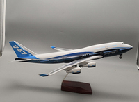 Cadeaux d'affaires, art populaire, résine, LED, simulation d'avion de bureau, prototype Boeing 747, modèle d'avion à l'échelle 1/150