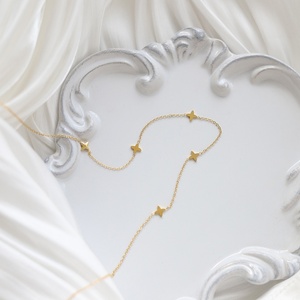 Collier ras du cou en acier inoxydable plaqué or 18 carats avec étoile à quatre branches simple, bijoux de mode pour femmes, vente en gros - Product Image 3