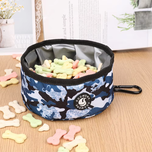 Kantong Camilan Anjing dengan Logo Kustom OEM, Mangkuk Anjing Lipat Portabel dari Silikon, Tempat Makan Hewan Peliharaan untuk Perjalanan Luar Ruangan dengan Carabiner - Product Image 1
