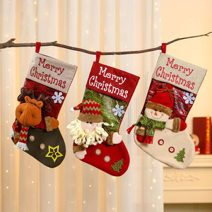 Nouvelle chaussette de Noël extra-large en lin avec bouton 3D, décoration de Noël, chaussette du Père Noël, sac cadeau - Product Image 2