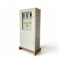Armoire d'alimentation électrique sur pied pour intérieur avec unités modulaires intégrées pour une sortie d'alimentation stable et un contrôle de distribution des circuits