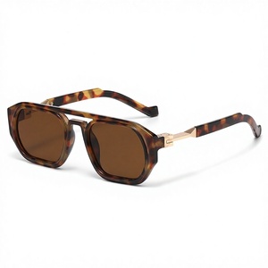 Nuevas Gafas de <span class=keywords><strong>Sol</strong></span> Unisex con Marco Cuadrado de Doble Puente y Protección UV400, Estilo Urbano Europeo Americano, Retro y Moderno - Product Image 1