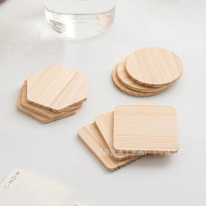 Posavasos de madera maciza, redondos, cuadrados, hexagonales, aislantes del calor, para tazas de café y té, para uso en escritorio. - Product Image 1