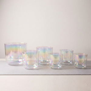Cuenco de cristal de cuarzo reflectante del sol, colorido y brillante, 432Hz, para chakras, yoga y meditación, de 5-9 pulgadas, con bolsa. - Product Image 2