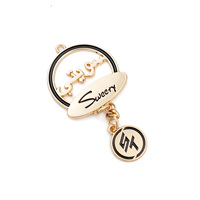 Chaîne d'Accessoires de Vêtements en Alliage de Zinc Galvanisé Jinyi Factory, Étiquette Personnalisée OEM ODM en Métal avec Lettres et Logo pour Vêtements, Sacs, Chaussures