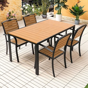Set di <span class=keywords><strong>Tavolo</strong></span> e <span class=keywords><strong>Sedie</strong></span> da <span class=keywords><strong>Giardino</strong></span> in Teak dal Design Moderno per Esterni - Product Image 1
