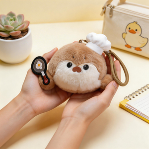 Llaveros de peluche de nutria de la serie <span class=keywords><strong>Chef</strong></span>, suaves y adorables, con <span class=keywords><strong>mini</strong></span> sartén, para decoración de mochilas y bolsos, venta al por mayor - Product Image 4