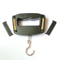 Balance à bagages numérique portable Quan&Heng 50 kg/110 lb, outil de pesage de valise à main avec écran LCD et crochet/ceinture