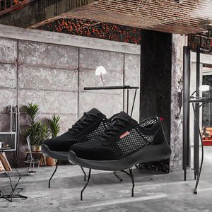 Chaussures de sécurité pour hommes respirantes de haute qualité avec embout en acier, légères, tendance, pour le sport et le travail, semelle extérieure en caoutchouc, idéales pour l'été - Product Image 3