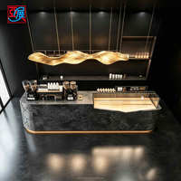 Meubles de café modernes et luxueux, comptoir de bar mural, design de vitrine pour centre commercial avec éclairage LED