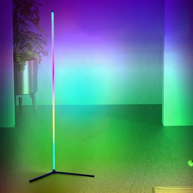 Lampada da terra angolare Magic RGB semplice con telecomando APP controllo vocale