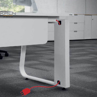 Station de travail modulaire triangulaire personnalisable KALN 120, table de bureau en plan ouvert, finition mélamine, espace de travail informatique flexible, moderne