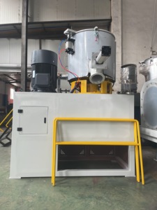 เครื่องผสมแบบกรวยสกรูคู่สแตนเลสความเร็วสูง ความจุ 300 กก. กำลังการผลิต 400-800 กก./ชม. 380V/50Hz ระบบอัตโนมัติสำหรับผสมผงพีวีซี - Product Image 2