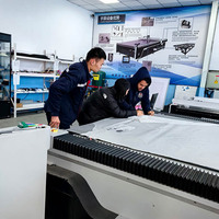 Máquina de Corte Inteligente CNC para Telas de Persianas Enrollables y de Panal para la Producción de Cubiertas para Ventanas