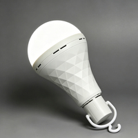 Ampoule LED rechargeable d'urgence 7W 9W 12W 15W, haute luminosité, batterie intégrée, ampoule A80 E27