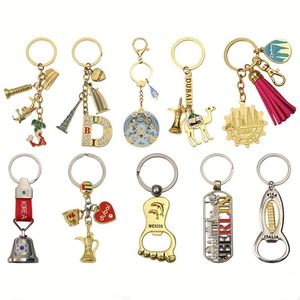 Porte-clés en métal sur le thème du sport, personnalisé en usine, accessoire de clé sculpté créatif, souvenir avec option de personnalisation publicitaire - Product Image 1