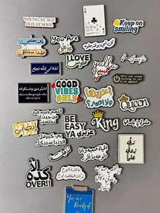 Autocollant de té<span class=keywords><strong>l</strong></span>éphone <span class=keywords><strong>en</strong></span> métal gravé personnalisé motif dessin animé, badge sportif, épingle, vente chaude au Moyen-Orient, étiquette métallique, stock direct fabricant - Product Image 5