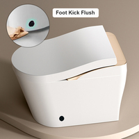 Toilette intelligente sans alimentation électrique avec drainage en S, design à poser au sol, réservoir dissimulé pour une utilisation quotidienne fiable