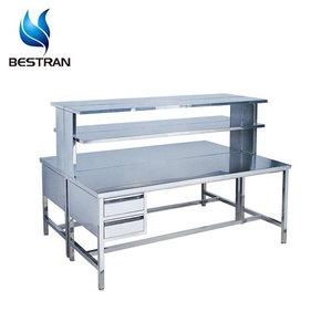 โต๊ะทำงานทางการแพทย์ <span class=keywords><strong>BT</strong></span>-WKT04 ผลิตจากสแตนเลสเกรดทางการแพทย์ ระดับ Class I ได้รับการรับรองมาตรฐาน ISO9001 และ CE รับประกัน 1 ปี สำหรับโรงพยาบาล ห้องปฏิบัติการ และคลินิก - Product Image 5