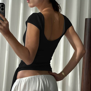 Top Corto de Mujer con Cuello Cuadrado y Espalda Descubierta, con Lazos Cruzados, de Color Liso, Tejido de Poliéster, Ajuste Delgado, para Uso Diario - Product Image 4