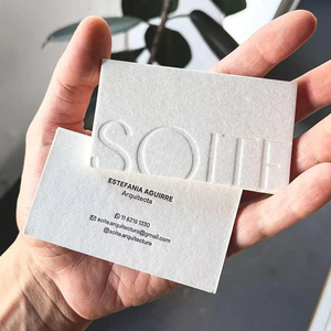 กระดาษอาร์ตสีขาวหรูหรา หนา 500 แกรม ลายนูน ปั๊มฟอยล์ เป็นมิตรกับสิ่งแวดล้อม รีไซเคิลได้ นามบัตรแบบใช้แล้วทิ้ง ผลิตตามสั่ง - Product Image 3