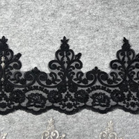 Dentelle Élégante et Écologique 100% Polyester avec Magnifique Broderie de Bordure