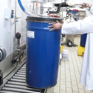 Dispositivo de elevación manipulador de grúa voladizo autoerigible pequeño de buena venta para barriles y tambores químicos - Product Image 6