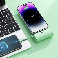 Power Bank OEM Mini 5000mAh Pengisian Cepat dengan Kabel Tipe-C & Tali Gantungan Terintegrasi - Pengisi Daya Portabel untuk iPhone & Ponsel Android