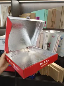 กล่องพิซซ่ากระดาษคราฟท์พิมพ์ลายโลโก้ตามสั่งกล่องพิซซ่าอลูมิเนียมฟอยล์ด้วยความร้อน