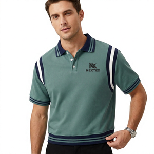 Camisa Polo de Manga Corta para Hombre, Color Verde Claro, Corte Regular Informal, Tela de Algodón, Diseño con Botones, Logotipo Bordado en la Parte Delantera - Product Image 1