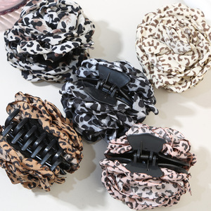 Pasadores de Pelo con Flores de Tela Vintage, Pasadores de Cola de Caballo de Moda, Pasadores de Pelo para Niñas, Pinzas de Pelo de Tiburón, Accesorios para el Cabello para Mujer - Product Image 1