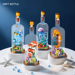 Ensemble de 4 jouets de construction pour enfants en forme de bouteilles de mer profonde, avec poissons-clown, hippocampes, poulpes et poissons-loups, veilleuse LED, décoration d'intérieur, cadeau - Product Image 2