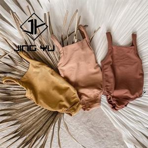 Traje de Baño de Diseñador para Niñas, Estilo Hawaiano con Volantes, Protección Solar, Bikini de Poliéster Personalizado de Alta Calidad - Product Image 5