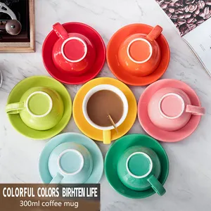 fincan seramik renkli latte Suppliers-300ML şeker renk seramik Espresso kupalar Latte fincan ve çay tabağı özel taşıtlar için kahve içecekler, Cafe Mocha, Latte ve çay