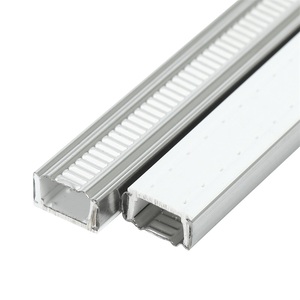 Design moderne Passionné Rouge Aluminium Acier Isolant Verre Fenêtre Portes Durable Couleurs Personnalisées Chaud Bord Entretoise Usine Directe - Product Image 2