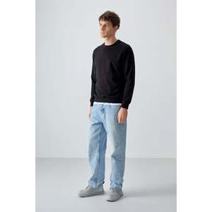 Sudadera Básica para Hombre de Algodón Negro con Textura Suave y Corte Estándar - 88363 - Negro - Product Image 2