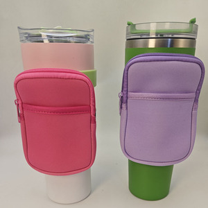 Funda de Neopreno Aislante e Impermeable para Vaso de Auto de 40 oz, Color Sólido, con Cierre - Product Image 4
