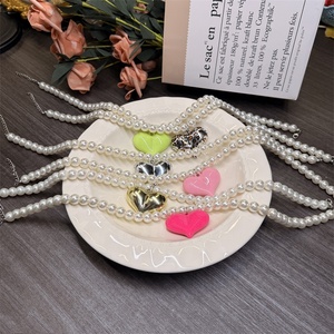 Boho 10MM <strong>Imitation</strong> Pearl Chain Colorful Resin Bead Big <strong>Lovely</strong> Heart Charm Pendant Choker Necklace for Women Handmade <strong>Jewelry</strong> - Product Image 3