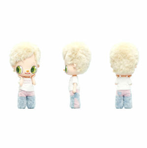 Las Encantadoras Creaciones de Ojos Grandes de Javier Calleja: Juguetes Artísticos de Edición Limitada que Capturan la Maravilla Infantil y la Brillantez Artística - Product Image 3