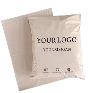 Bolsas de Envío Impermeables de Polipropileno Reciclado de Marca para Zapatos y Ropa, Bolsas de Correo Impresas en Grabado de Alta Calidad de 2.5 Mil - Product Image 1